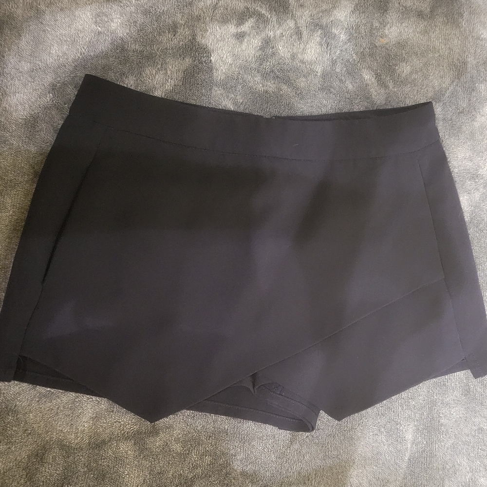 Women's Black Skort